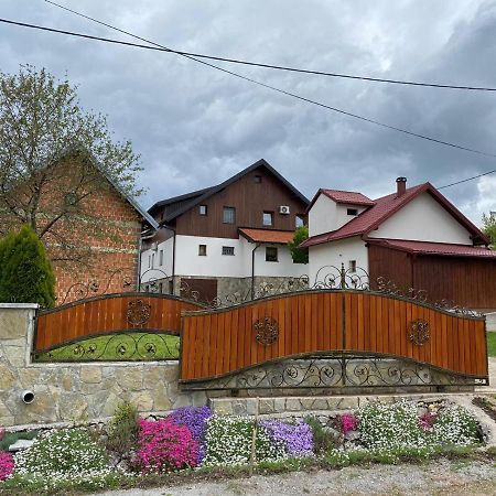 Отель Ethno House Izvor Врело-Кореничко Экстерьер фото
