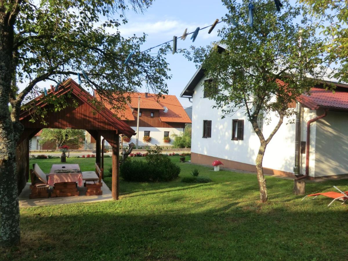 Отель Ethno House Izvor Врело-Кореничко Экстерьер фото