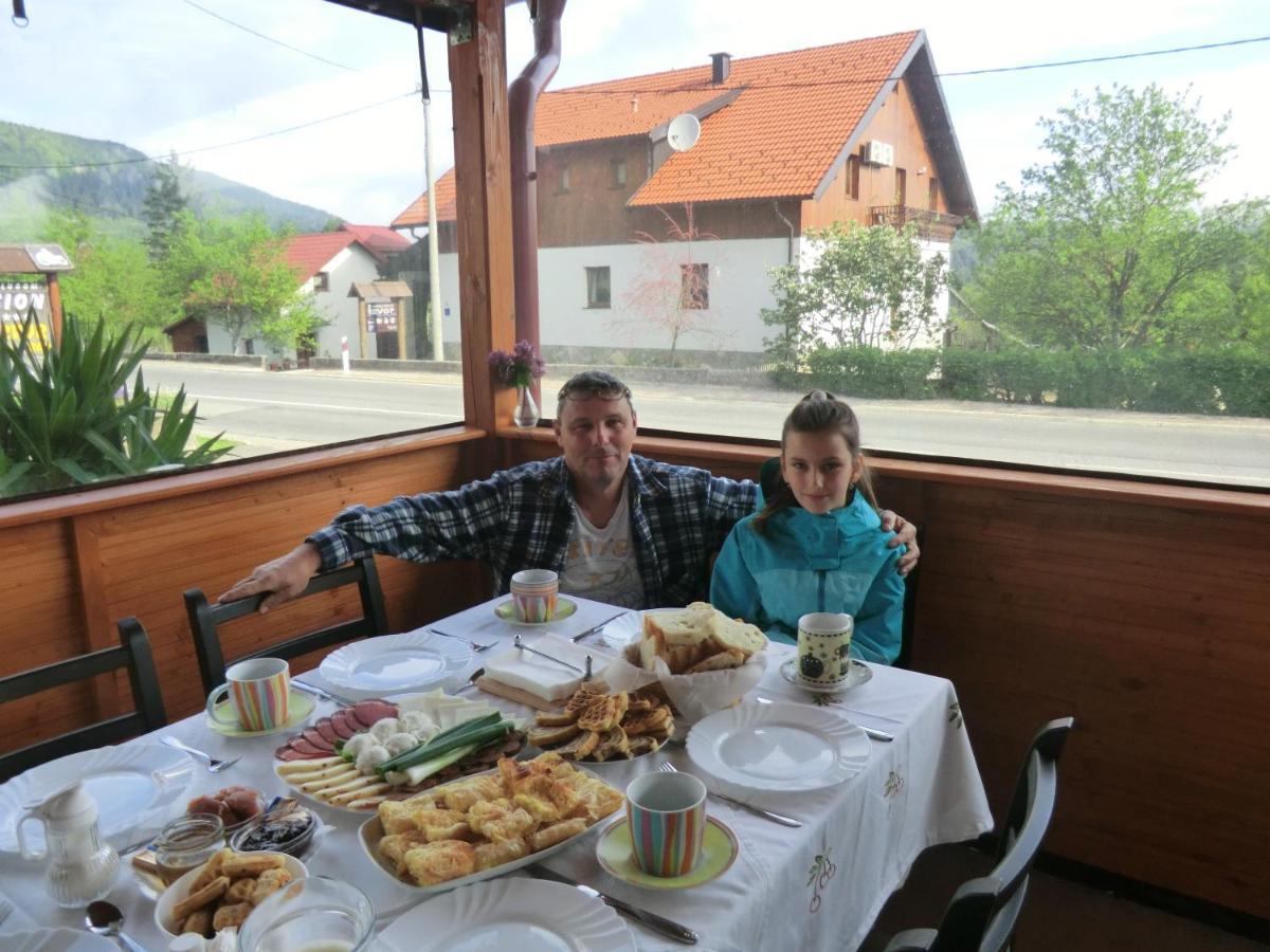 Отель Ethno House Izvor Врело-Кореничко Экстерьер фото