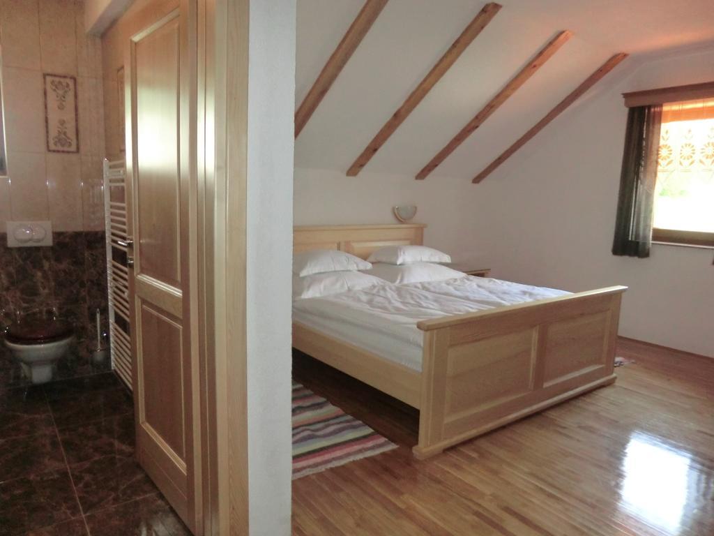 Отель Ethno House Izvor Врело-Кореничко Экстерьер фото