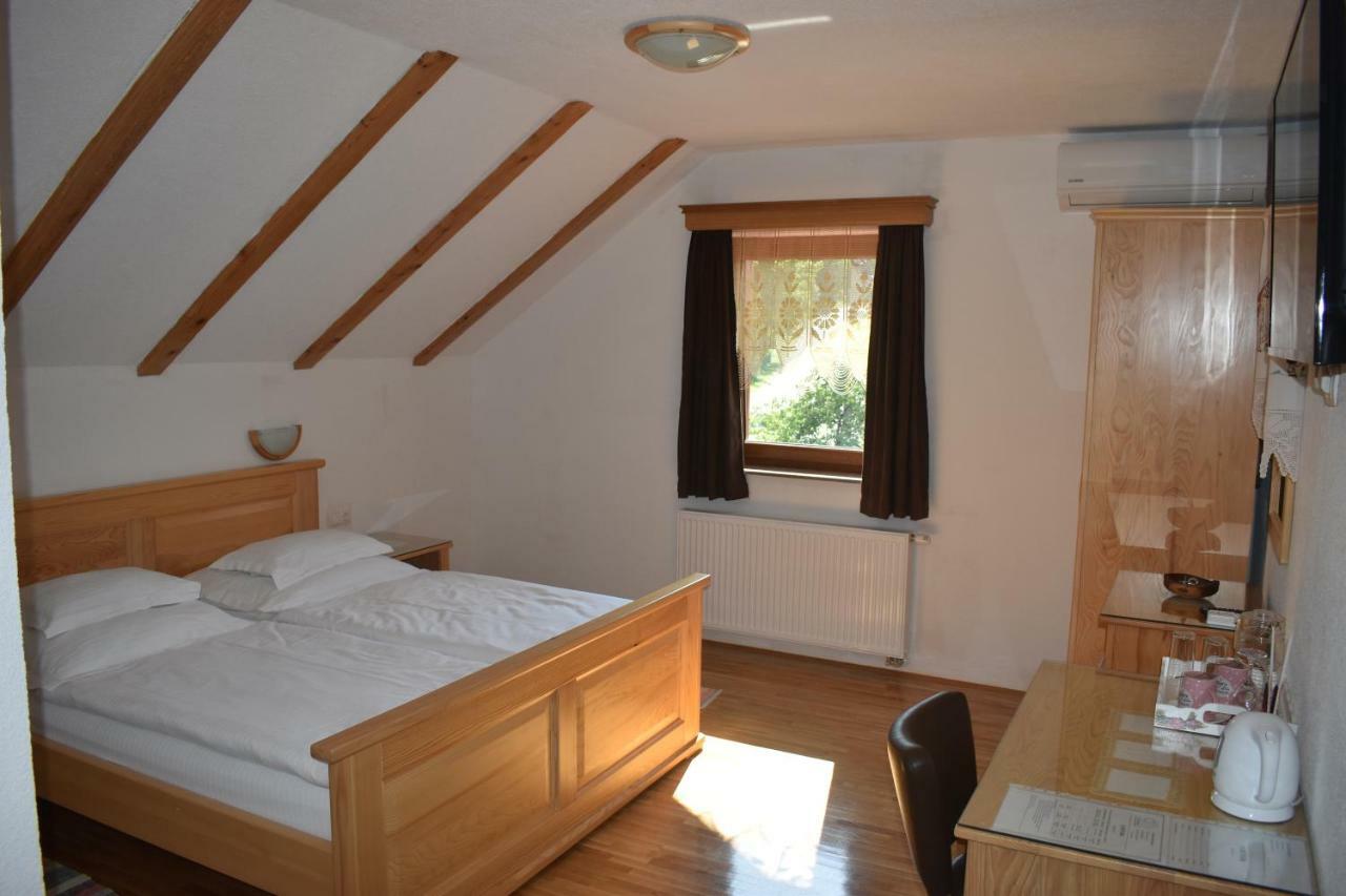 Отель Ethno House Izvor Врело-Кореничко Экстерьер фото